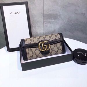 <AUTHENTIC>Gucci  wallet